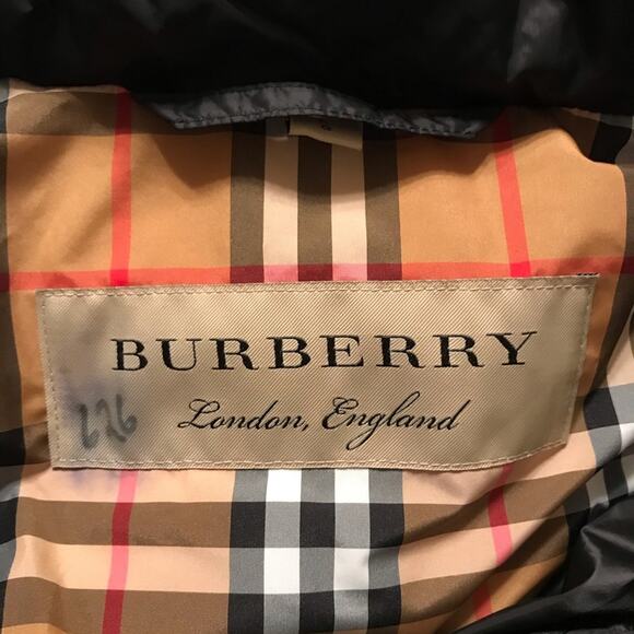 BURBERRY LONDON ENGLAND Down Belted Puffer Coat - Picture 10 of 16